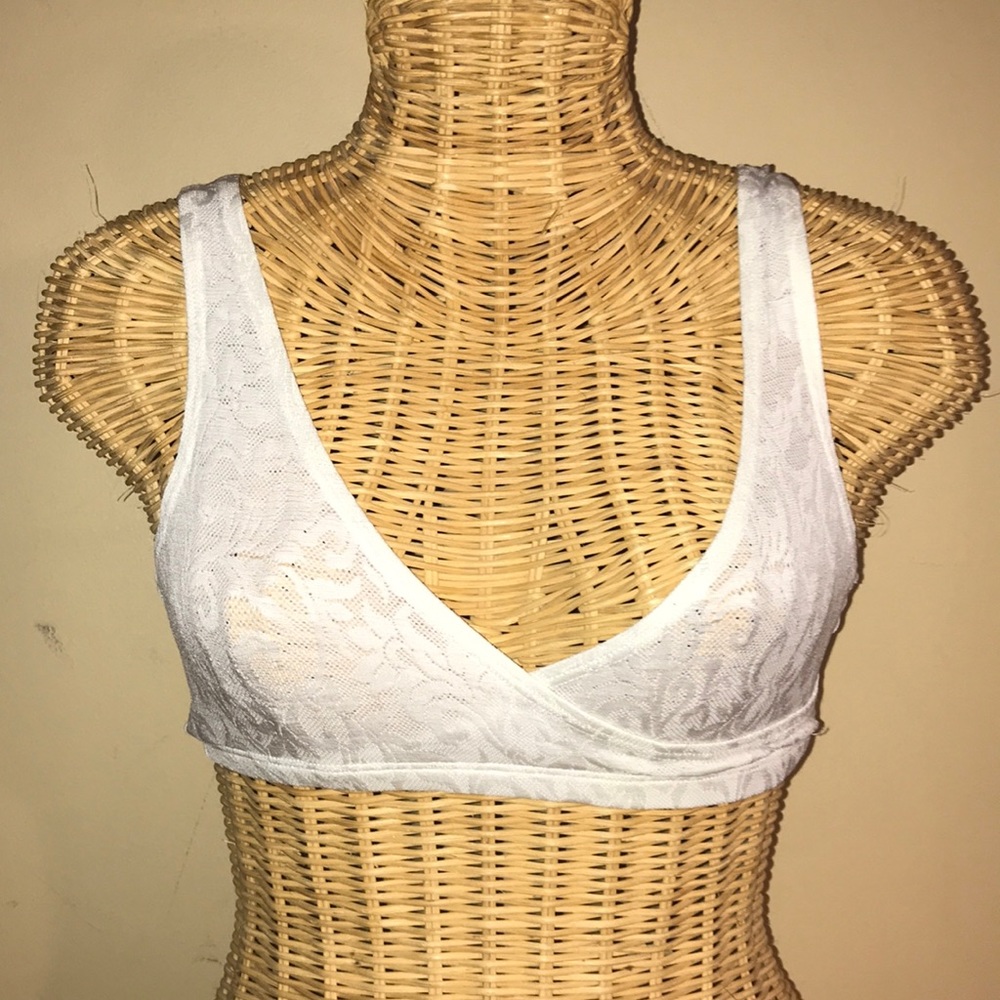 Title Nine bra 32
